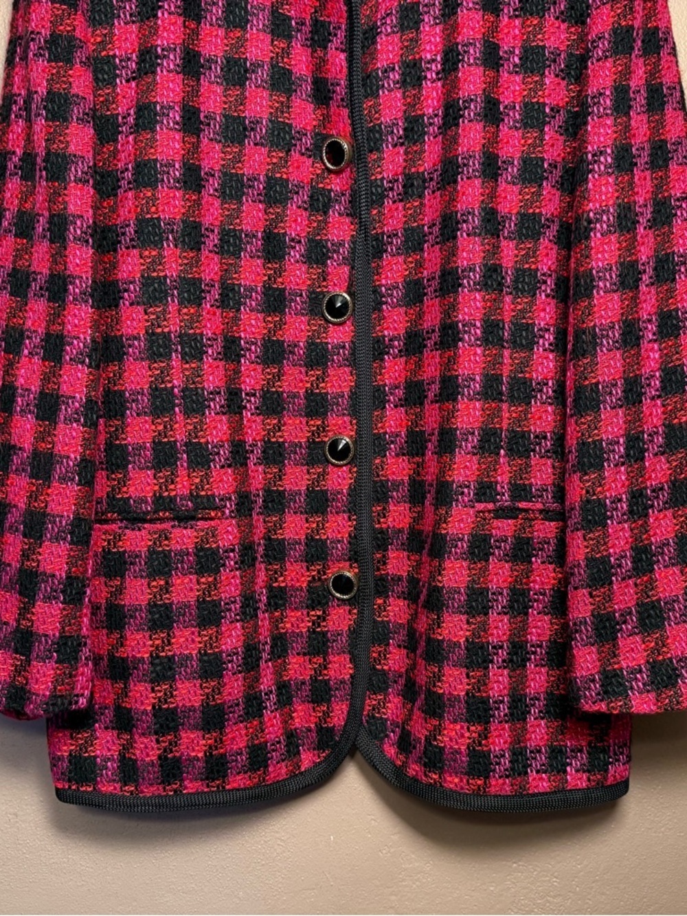 Preswick & Moore Vtg 90s Pink & Black Blazer Jacket, Gold/Black Buttons Size 14 - Picture 4 of 17